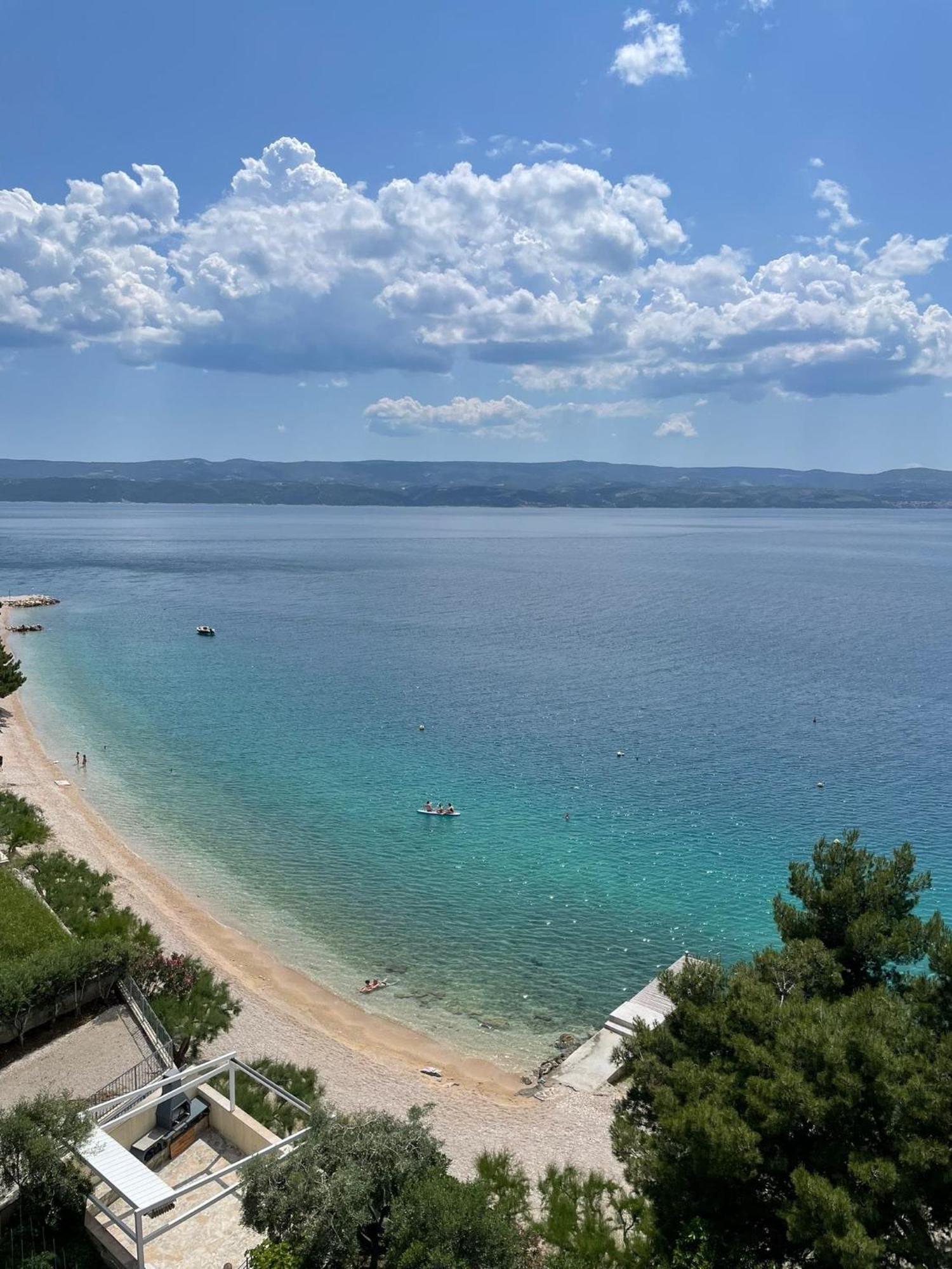 Emmi Nemira Omis Apartment Luaran gambar